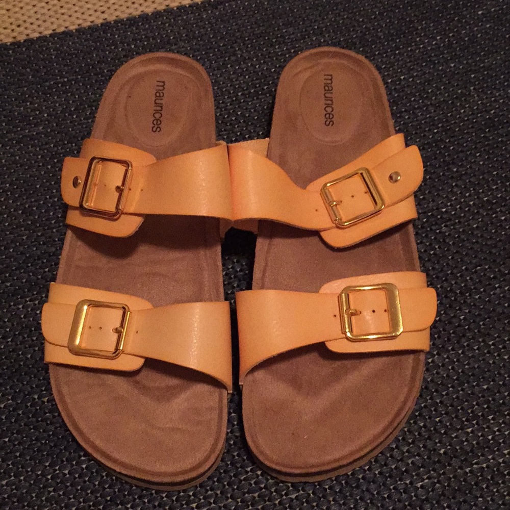 Maurices 9M slides
